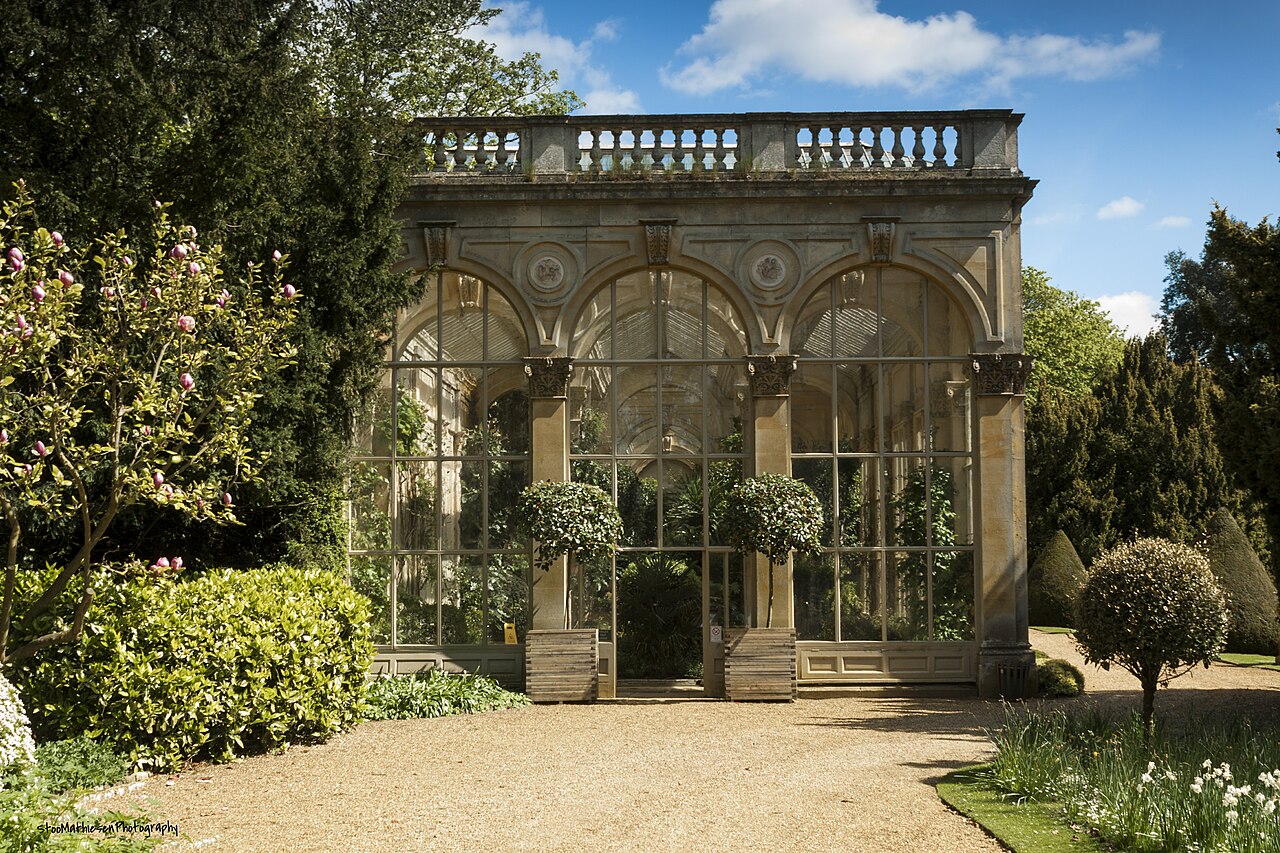 Orangerie (Palmenhaus), Castle Ashby Gardens, Castle Ashby bei Northampton (Northamptonshire)