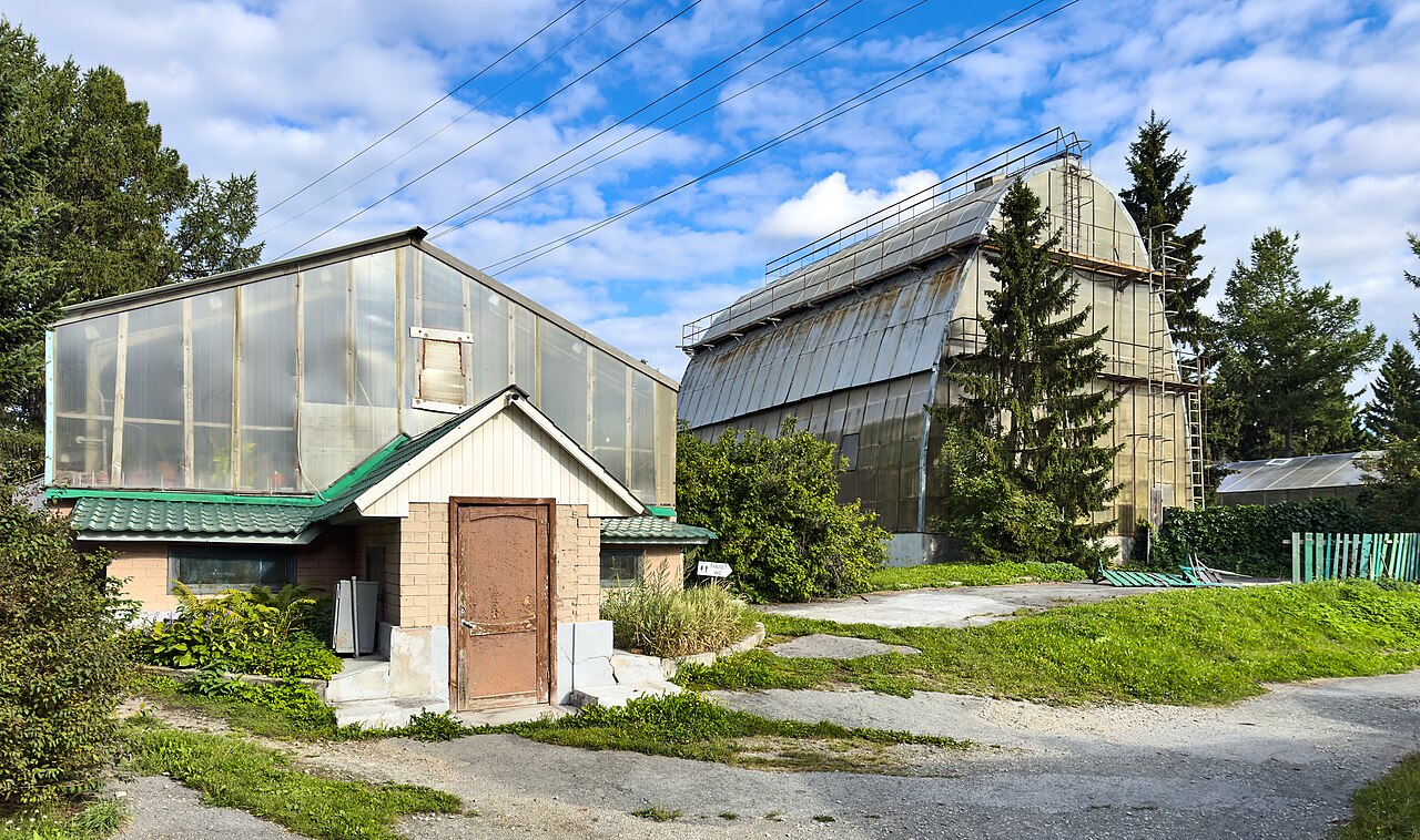 Gewächshäuser des Botanischen Gartens der Uralabteilung der Russischen Akademie der Wissenschaften (Botanichesky Sad UrO RAN), Jekaterinburg, Oblast Swerdlowsk