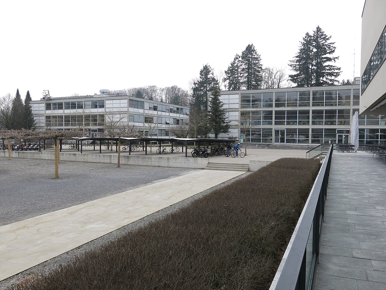 Serres du Jardin botanique de l'Université de Fribourg, Fribourg, canton de Fribourg