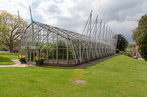 Chatsworth Display Greenhouse, Bakewell (Derbyshire) — The rather splendid Display Greenhouse of 1970.