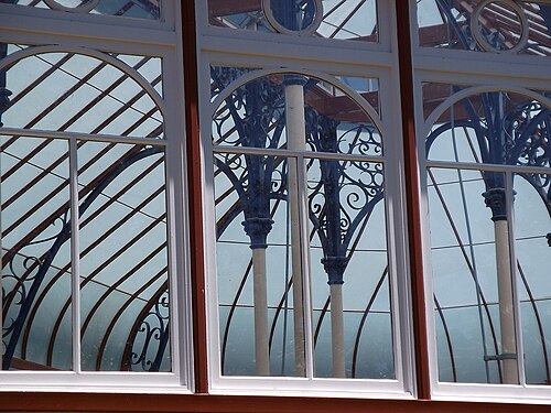 Pearson Conservatory (St George's Park), Gqeberha (Port Elizabeth), Ostkap — Detail of the Pearson Conservatory which is located in St George's Park, Port Elizabeth…