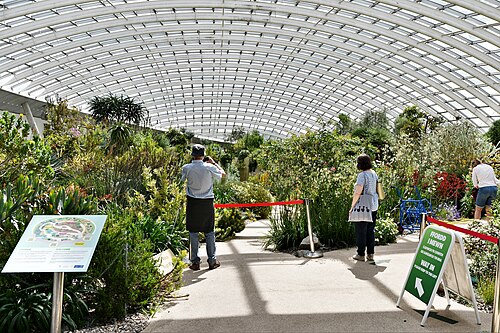 Great Glasshouse (Tŷ Gwydr Mawr), National Botanic Garden of Wales, Llanarthne, Wales — National Botanic Garden of Wales: Greenhouse with its single span roof