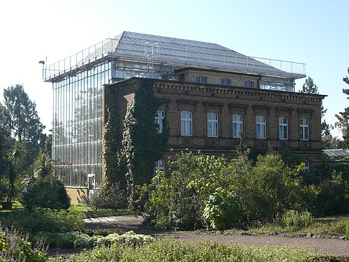 Großes Tropenhaus et Victoria-Haus du Jardin botanique de Halle, Halle (Saale), Saxe-Anhalt — Greenhouse for Tropical plants, Halle botanical garden, Halle, Saxony-Anhalt, Germany