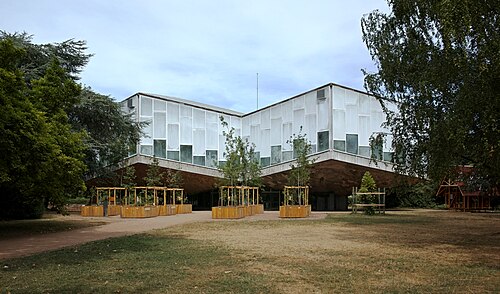 Äquatorialgewächshaus im Jardin des plantes de Lille, Lille, Hauts-de-France — The Jardin des Plantes de Lille greenhouse.