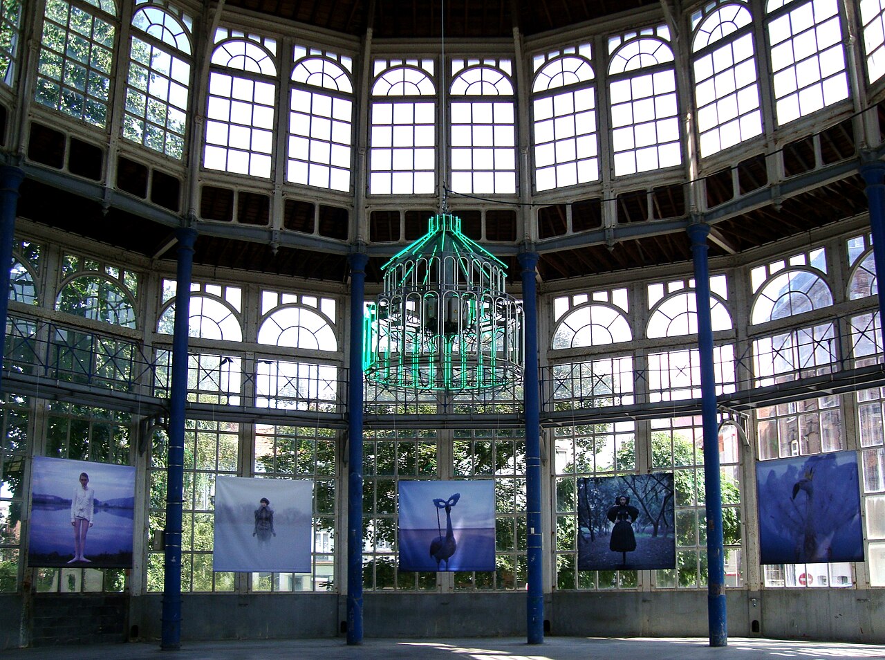 Palais Rameau (kreisrundes Gartenbaugewächshaus), Lille, Hauts-de-France — La serre du Palais Rameau à Lille (Nord) lors du festival des transphotographiques.
