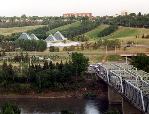 Muttart Conservatory, Edmonton — Muttart Conservatory ( Edmonton , Alberta )