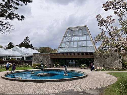 Niagara Parks Floral Showhouse, Niagara Falls, Ontario — Floral Showhouse May 2026