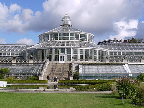 Palmehuset, Botanischer Garten der Universität Kopenhagen — The Palm House in Copenhagen Botanical Garden in Copenhagen, Denmark