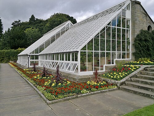 クラグサイド整形庭園のオーチャード・ハウス, ロスベリー(ノーサンバーランド) — Orchard House, Cragside Formal Garden