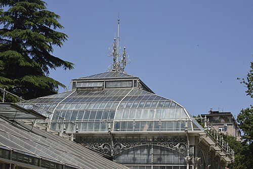 イェヴレモヴァツ植物園の温室(Staklenik), ベオグラード — The Victorian-style greenhouse from 1892 in the "Jevremovac" Botanical Garden in…