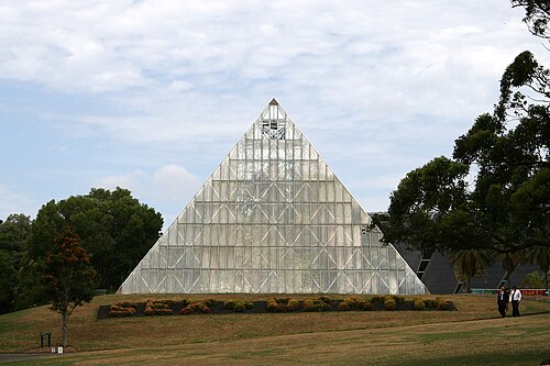 Pyramid Glasshouse (Tropical Centre), Royal Botanic Garden, Sydney, New South Wales — Pyramid Glasshouse — Ansicht 4