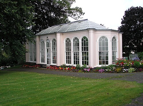 Die Orangerie von Bitton House (Orangerie von Teignmouth), Teignmouth (Devon), England — A walk through Bitton Park Teignmouth on 22 August 2012. Camera: Olympus FE-120 6.0…