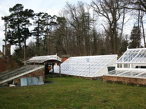 Küchengarten-Gewächshäuser (Weinhaus und Melonenhaus), Kingston Lacy, Pamphill, bei Wimborne Minster (Dorset), England