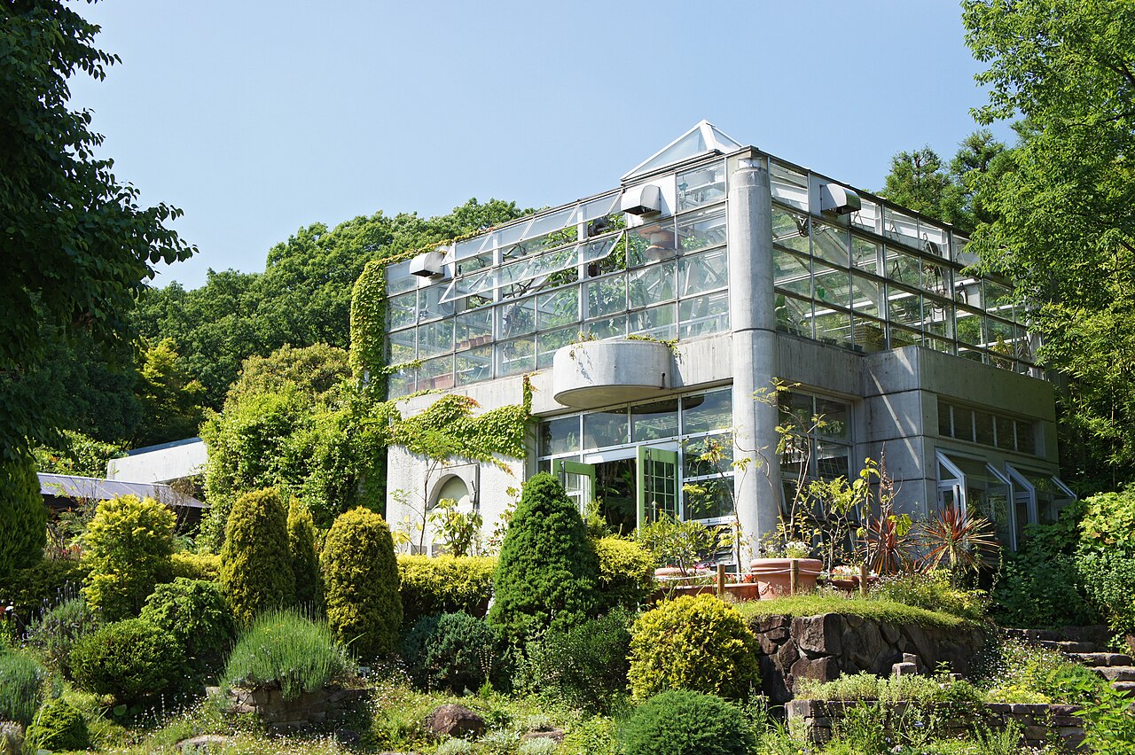 西宮市北山緑化植物園の展示温室（緑の休憩所）, 兵庫県西宮市