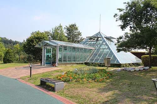 Glasgewächshaus, Iljasan Herb and Astronomy Park (일자산허브천문공원 유리온실), Seoul (Gangdong District, Dunchon-dong)