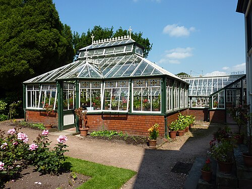 Halliday-Wintergarten, Sunnycroft, Wellington, Telford, Shropshire
