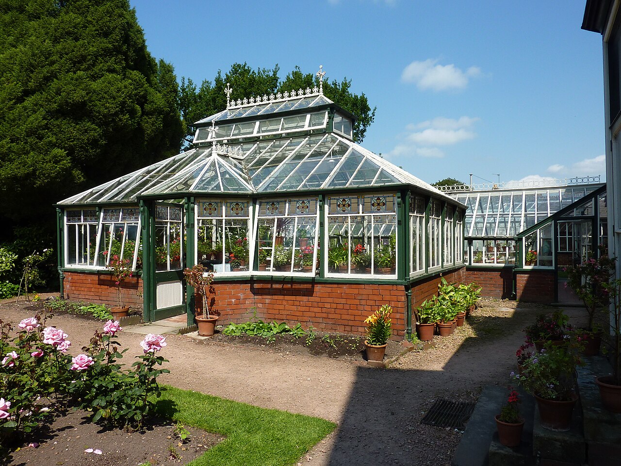 Halliday-Wintergarten, Sunnycroft, Wellington, Telford, Shropshire