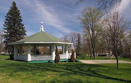 Olcott Park Greenhouse, Virginia, Minnesota